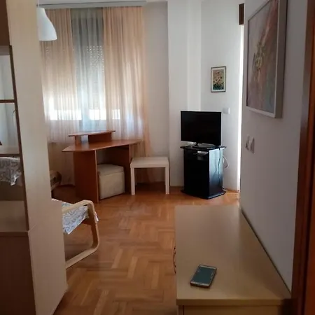 Cinema Studio *